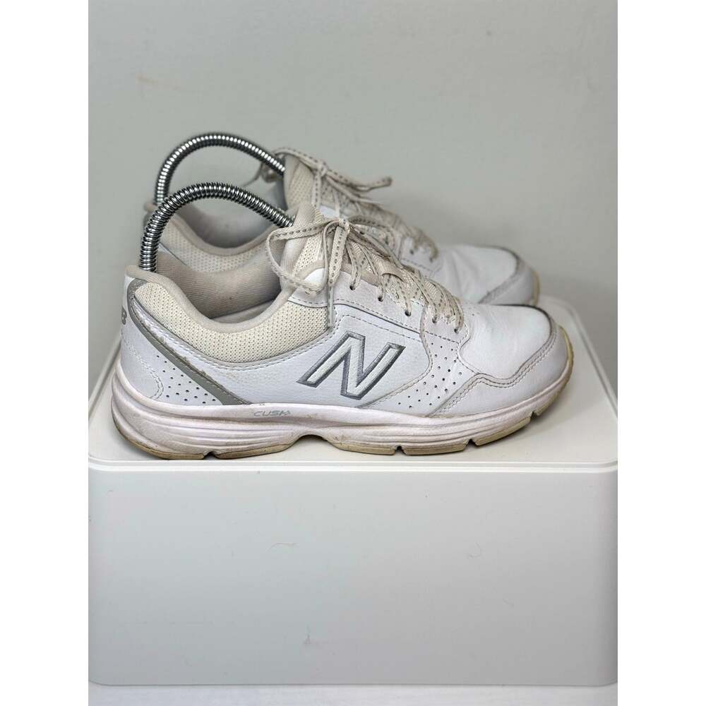 New Balance 411 v1 Comfort Ride Womens White Sneakers Size 7